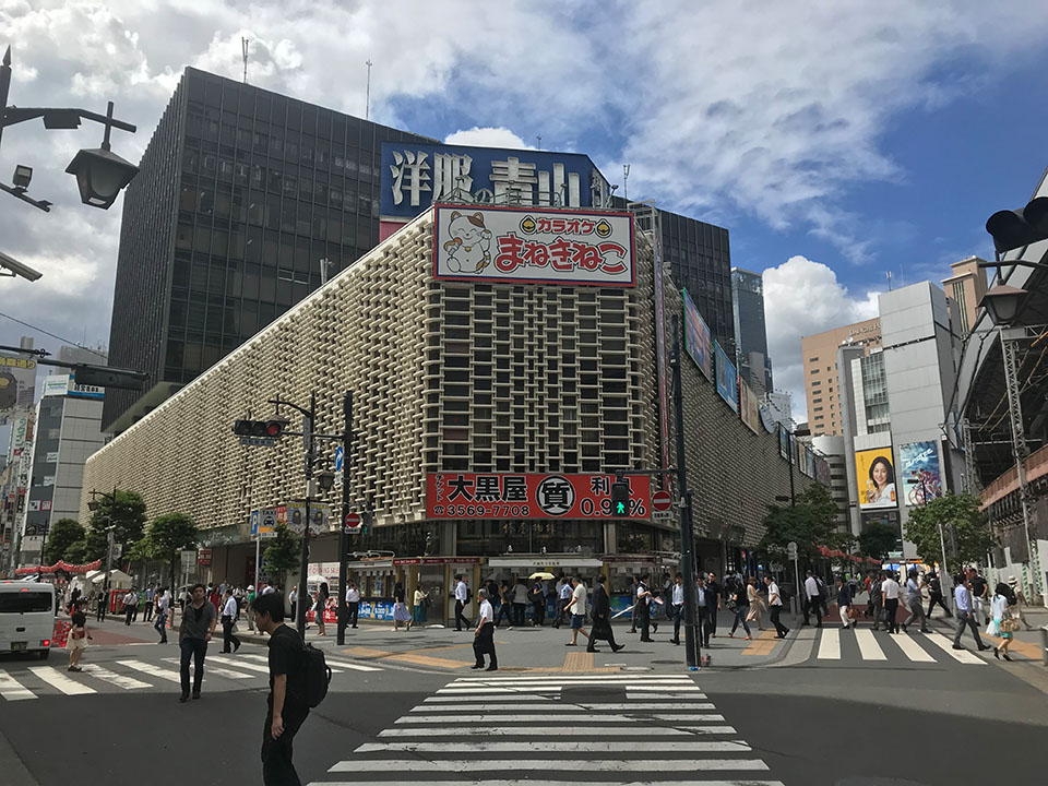 新橋駅「ニュー新橋ビル