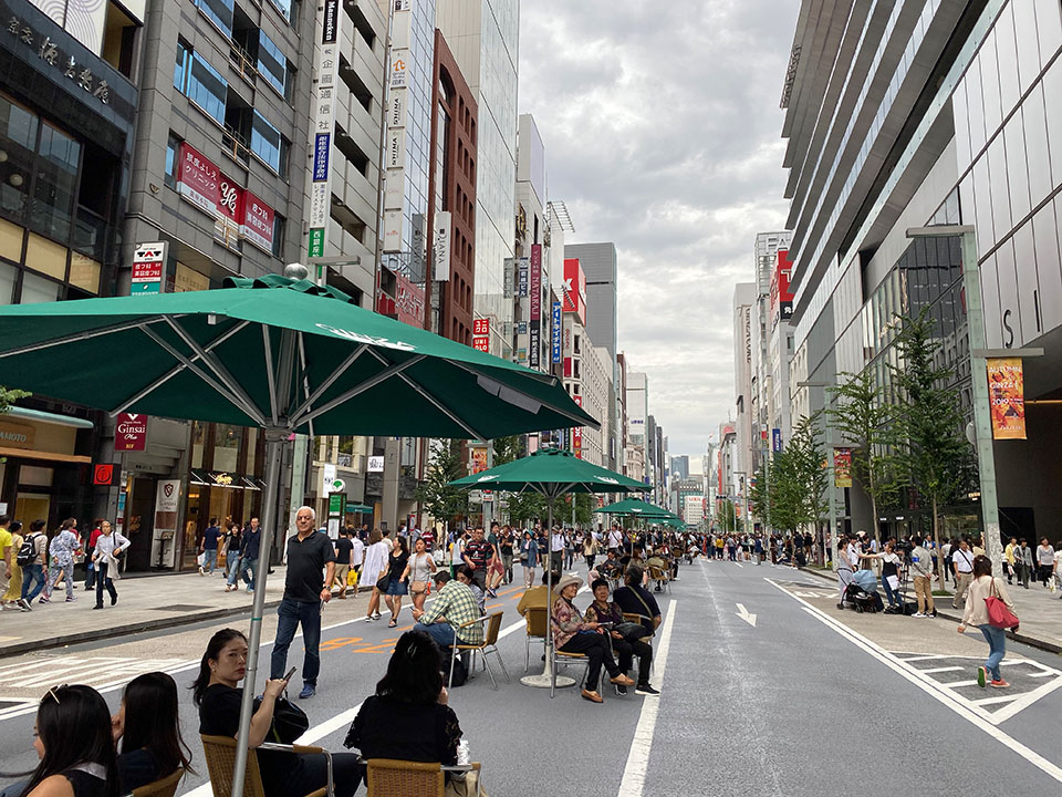 銀座中央通り